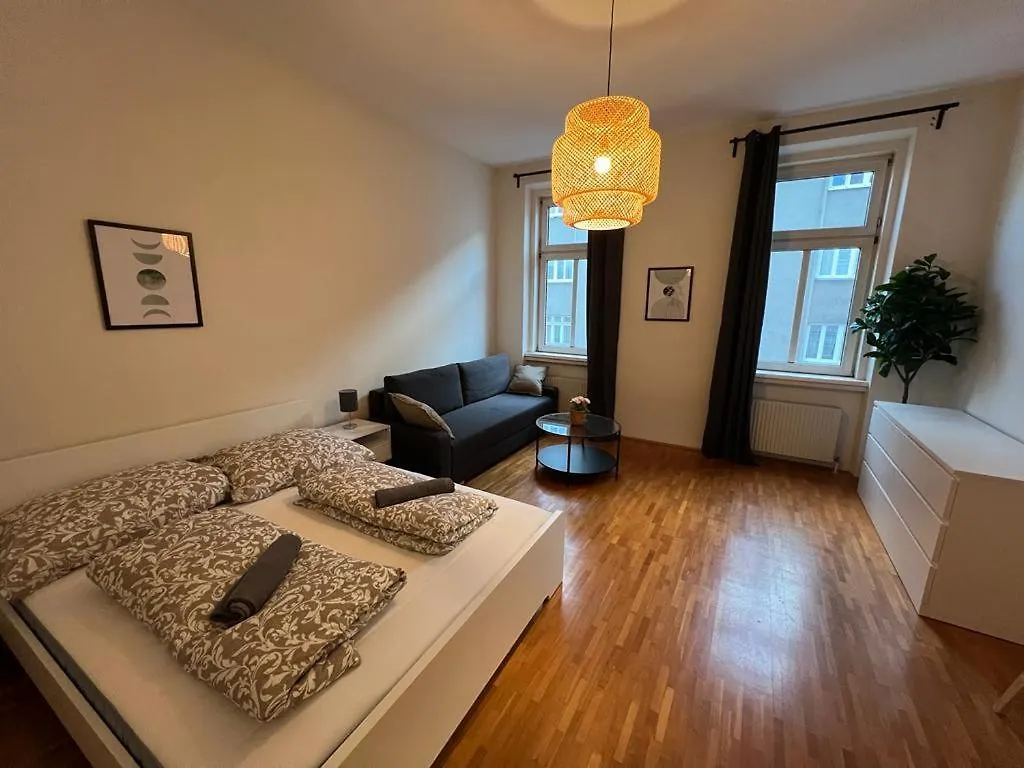 90 M2 Stylish Apartment With Free Parking Vienna
