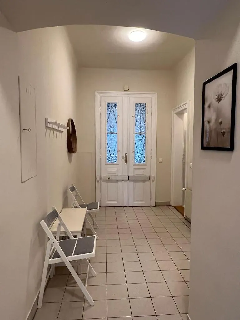 90 M2 Stylish Apartment With Free Parking Vienna Austria
